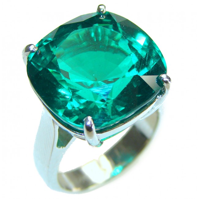 Timless Beauty square cusion cut 22 carat Green Topaz .925 Sterling Silver handmade Ring s. 5 3/4