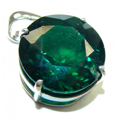 Superior quality 12.2 carat Fresh Green Topaz .925 Sterling Silver Pendant