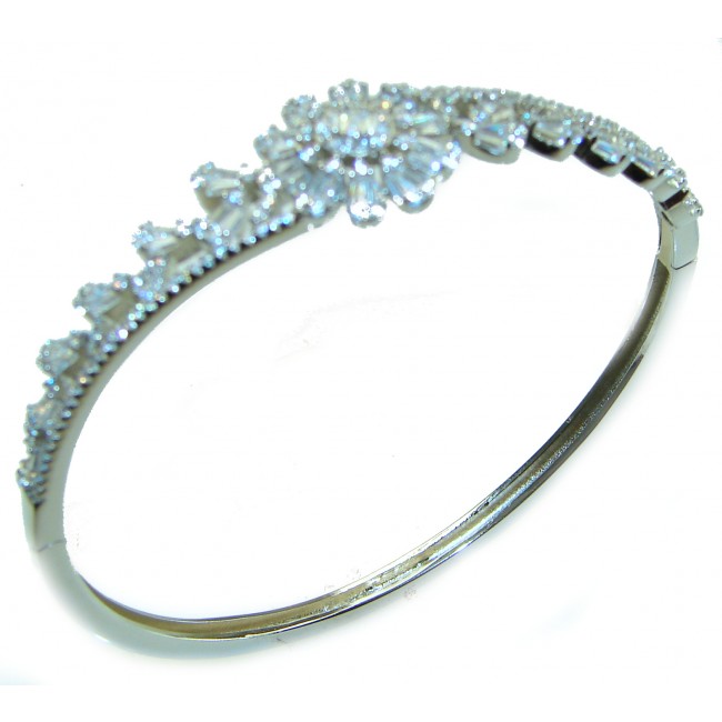 Glorious Natural White Topaz 925 Sterling Silver Bangle bracelet