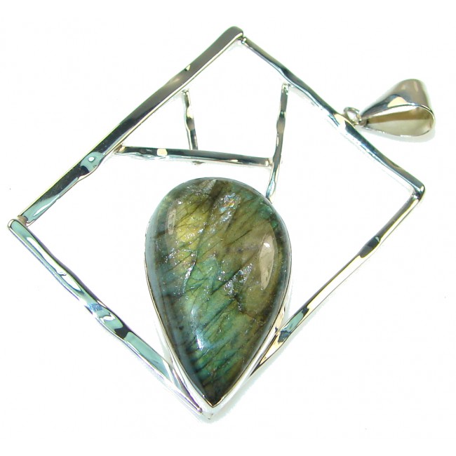 Moderen Design Labradorite Sterling Silver Pendant