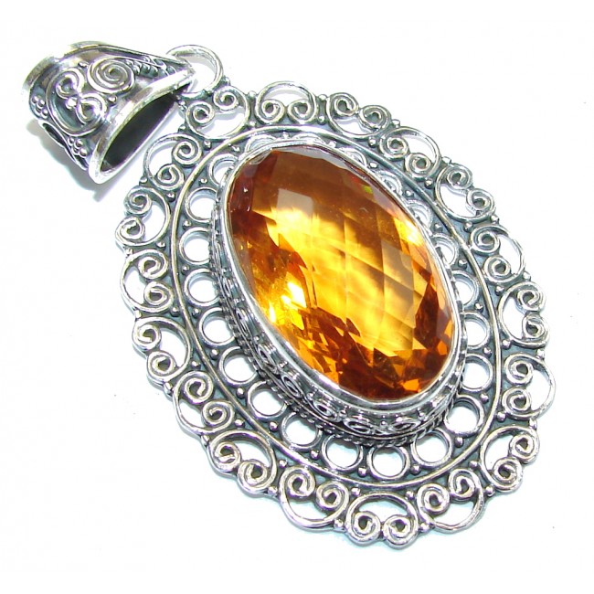 Bali Secret! Golden Topaz Quartz Sterling Silver Pendant