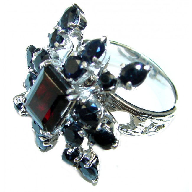 Fabulous design authentic Garnet .925 Sterling Silver Ring size 8