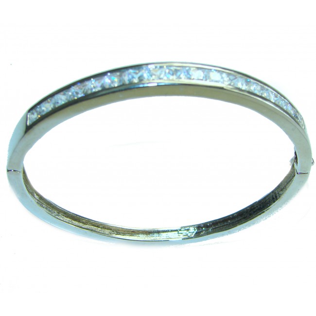 Glorious Natural White Topaz 925 Sterling Silver Bangle bracelet