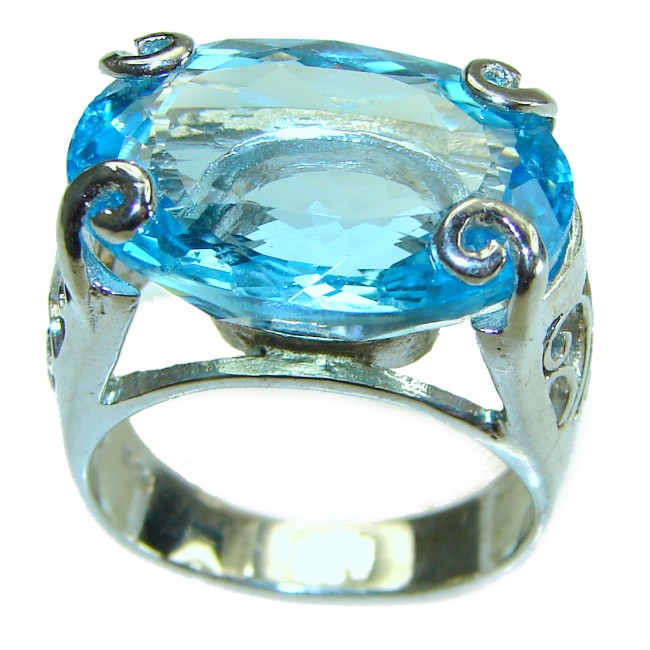 Aqua 22.5 carat Swiss Blue Topaz .925 Sterling Silver ring size 7 1/4