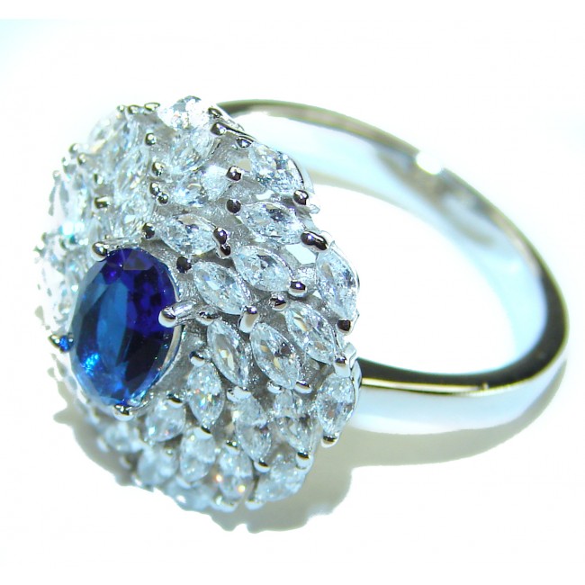 4.5 carat Sapphire .925 Sterling Silver handmade Ring s. 7