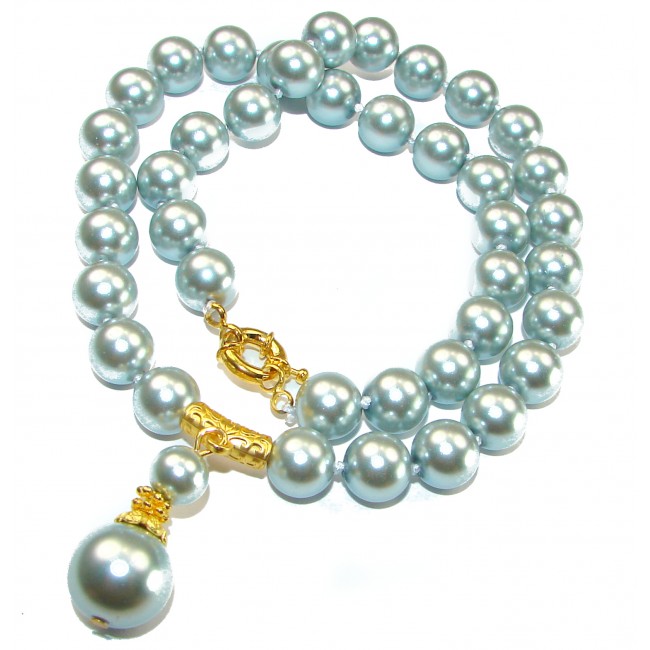 Vintage Beauty Freshwater noble Grey Pearl 14K Gold over .925 Sterling Silver handcrafted Necklace