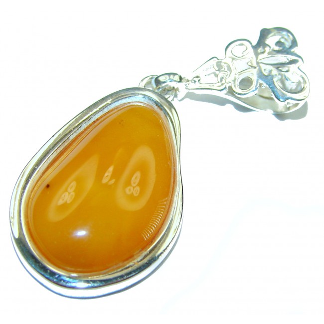 Vintage Beauty authentic Baltic Amber .925 Sterling Silver handcrafted pendant