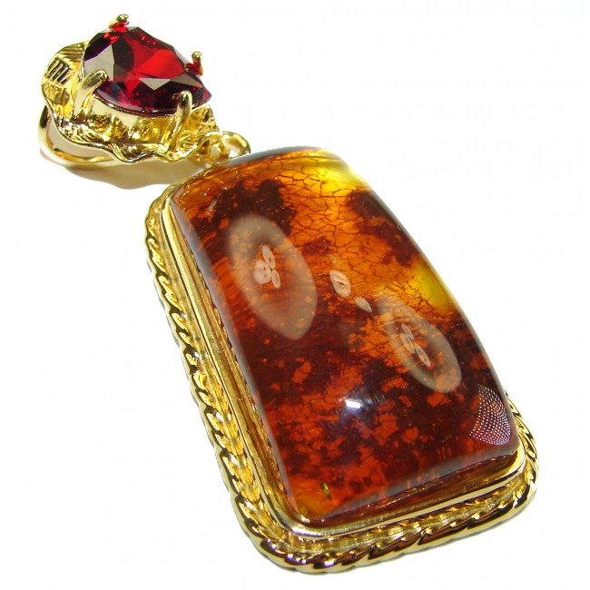 Vintage Beauty authentic Baltic Amber 14k Gold over .925 Sterling Silver handcrafted pendant