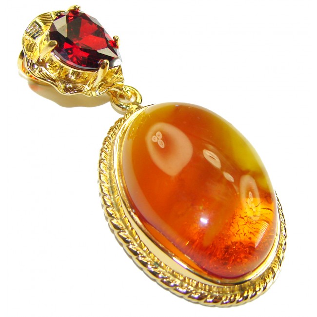 Vintage Beauty authentic Baltic Amber 14k Gold over .925 Sterling Silver handcrafted pendant