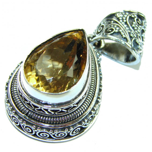 Phenomenal 28 carat Citrine .925 Sterling Silver handcrafted Pendant