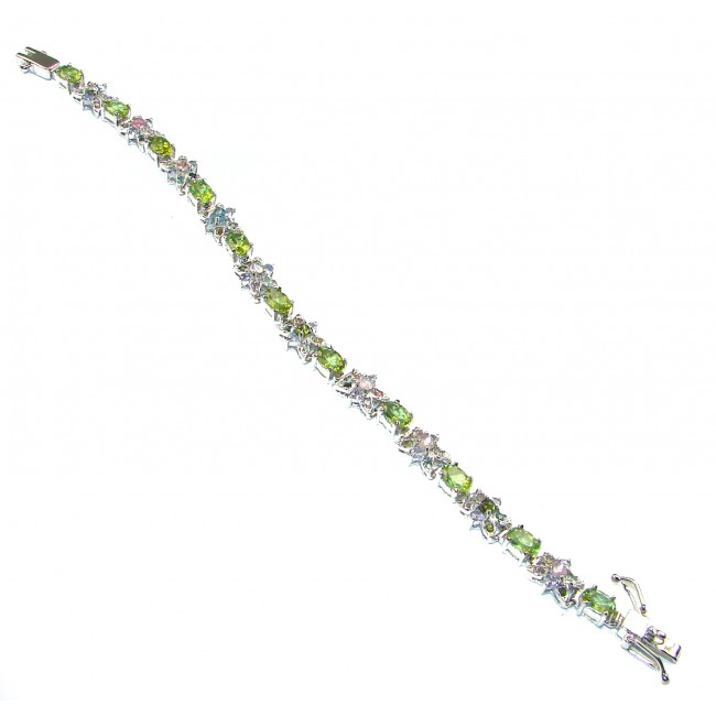 Melissa Great Masterpiece genuine Peridot .925 Sterling Silver handmade Statement Bracelet