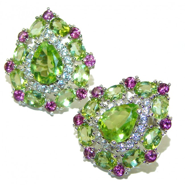 Incredible Beauty authentic Peridot .925 Sterling Silver handcrafted earrings