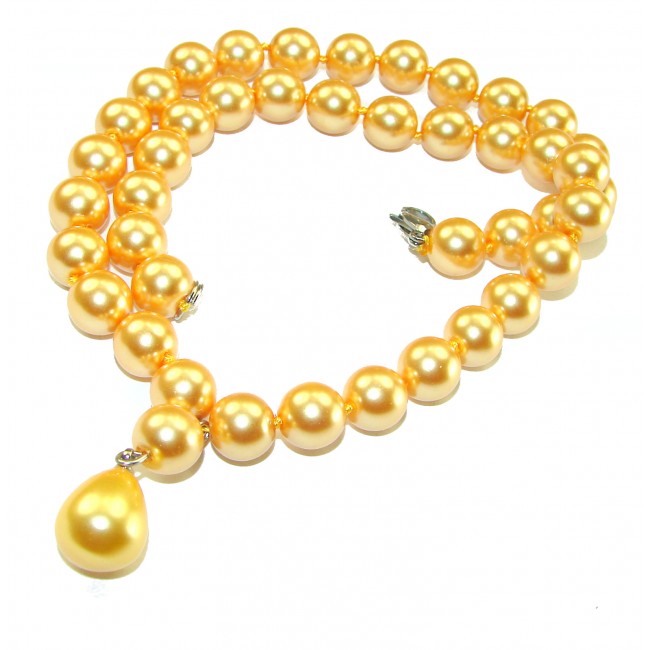 SEA BEAUTY Freshwater Creamy color Pearl 14K Gold over .925 Sterling Silver handcrafted Necklace