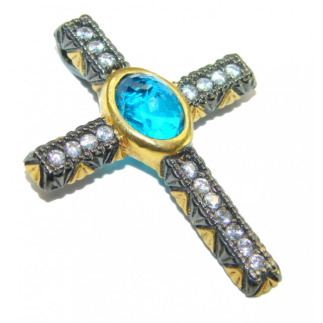 Marvelous Swiss Blue Topaz Sterling Silver Pendant / Cross