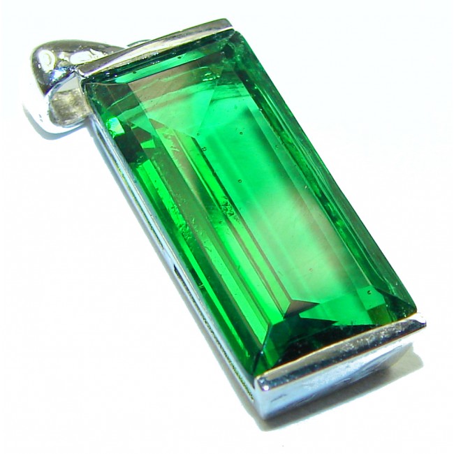 Superior quality 18.2 carat Fresh Green Helenite .925 Sterling Silver Pendant