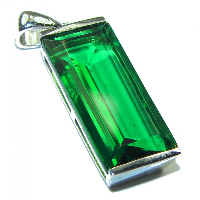 Superior quality 18.2 carat Fresh Green Helenite .925 Sterling Silver Pendant