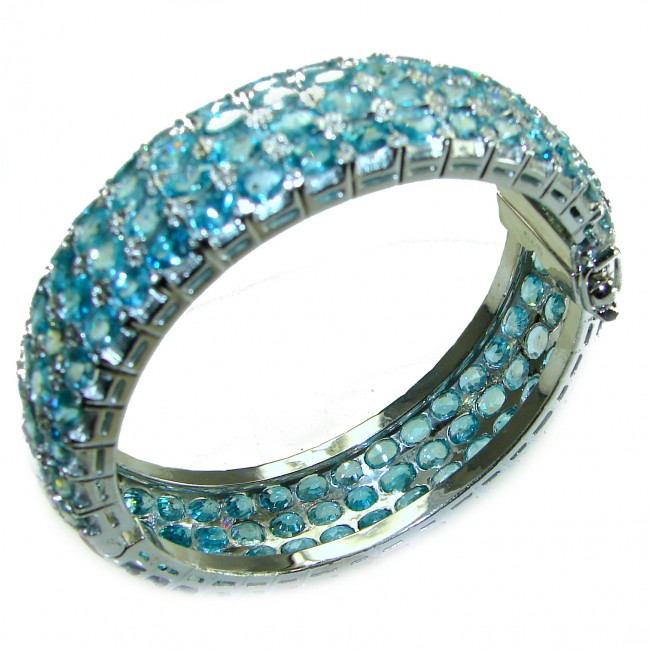 One of the kind Swiss Blue Topaz .925 Sterling Silver handmade bangle Bracelet