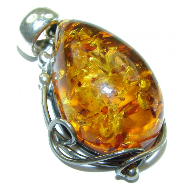 Vintage Beauty authentic Baltic Amber .925 Sterling Silver handcrafted pendant