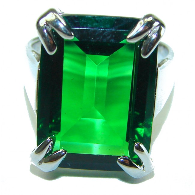 Timless Beauty 20.5 carat Green Topaz .925 Sterling Silver handmade Ring s. 6