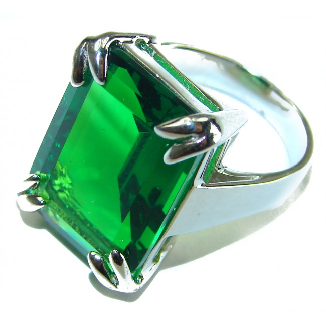 Timless Beauty 20.5 carat Green Topaz .925 Sterling Silver handmade Ring s. 6