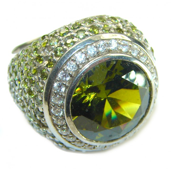 18.5 carat Round cut Green Topaz .925 Sterling Silver handmade Ring s. 8 1/4