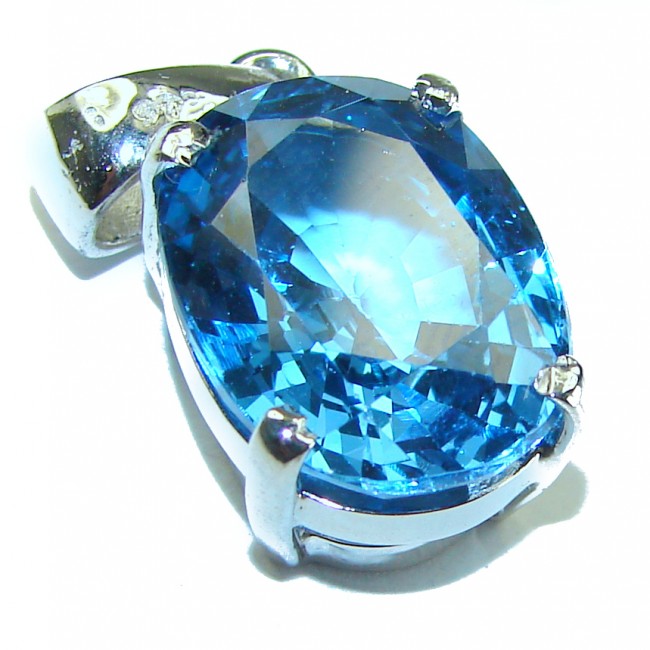 Precious Treasure Swiss Blue Topaz .925 Sterling Silver handmade Pendant