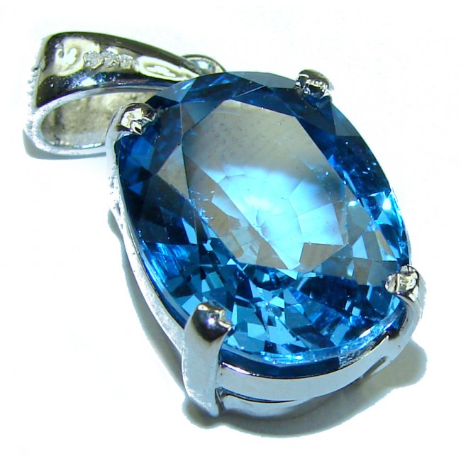 Precious Treasure Swiss Blue Topaz .925 Sterling Silver handmade Pendant