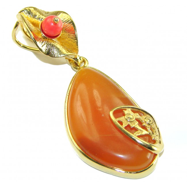 Incredible quality authentic butterscotch Baltic Amber 14k Gold over .925 Sterling Silver handcrafted pendant