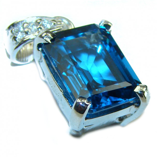 18.5 carat Precious London Blue Topaz .925 Sterling Silver handmade Pendant