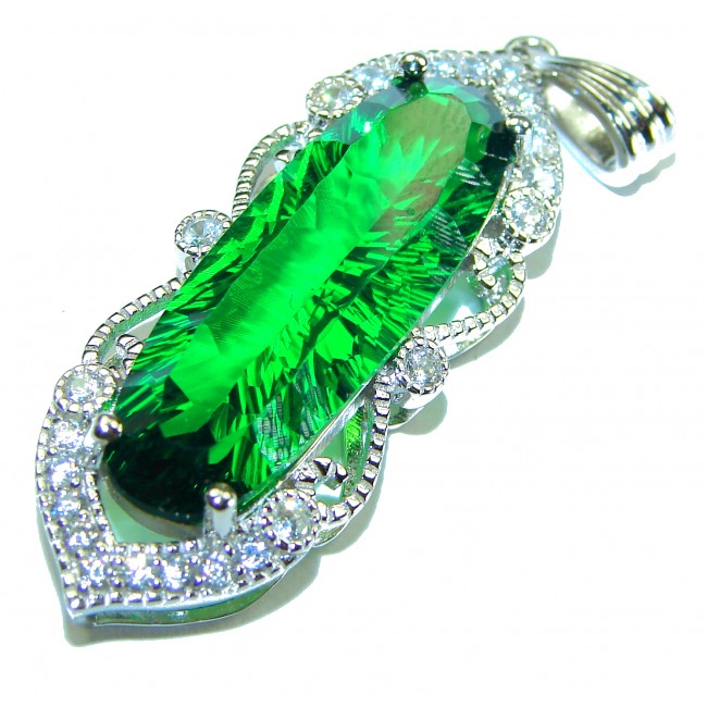 Superior quality 15.2 carat Fresh Green Helenite .925 Sterling Silver Pendant