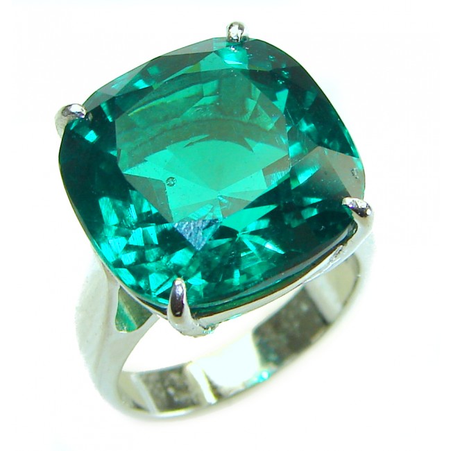 18.5 carat Princess cut Green Topaz .925 Sterling Silver handmade Ring s. 6 3/4