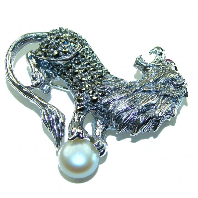 Spectacular Leo Natural Pearl .925 Sterling Silver handmade Brooch