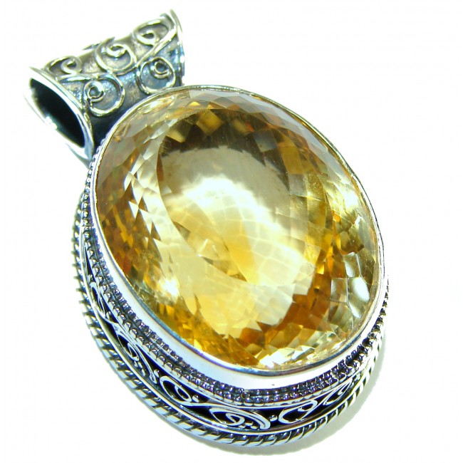 43.55 carat Oval cut flawless Lemon Quartz .925 Sterling Silver handcrafted pendant