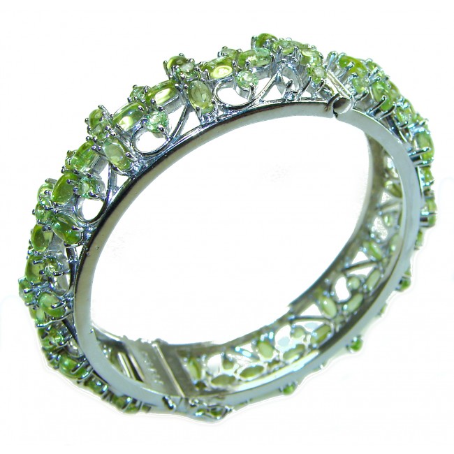 Spectacular authentic Peridot .925 Sterling Silver handmade bangle Bracelet