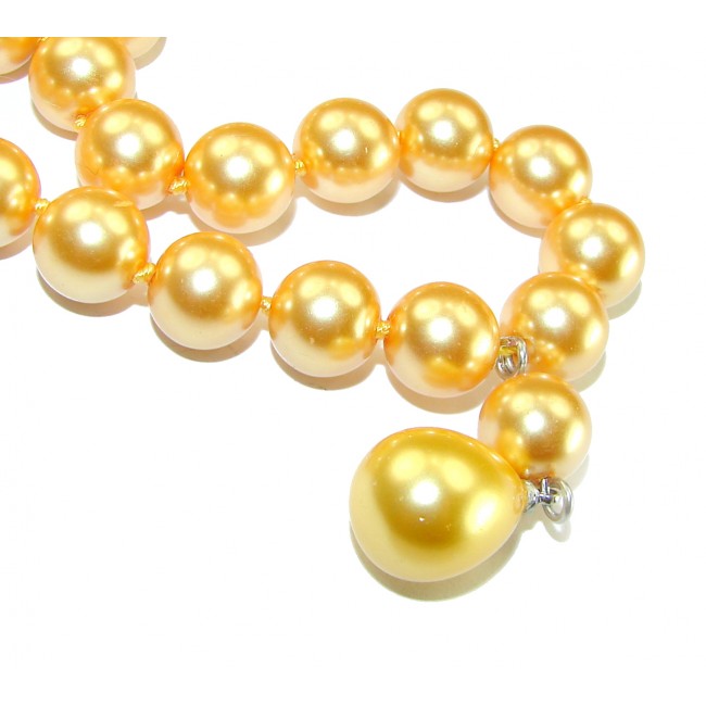 SEA BEAUTY Freshwater Creamy color Pearl 14K Gold over .925 Sterling Silver handcrafted Necklace