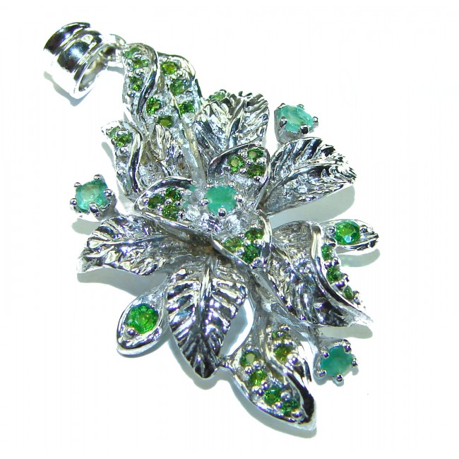 Green Treasure authentic Emerald .925 Sterling Silver handmade pendant