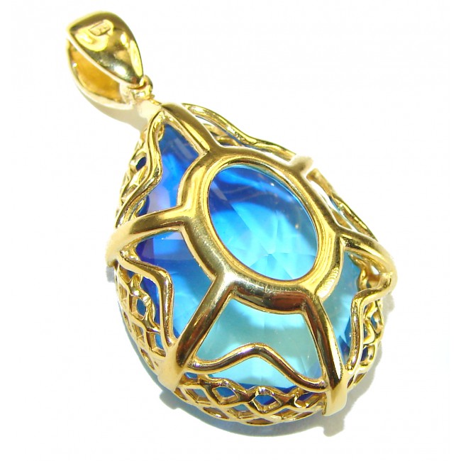 21.5 carat Blue Topaz 18K Gold over .925 Sterling Silver handmade Pendant