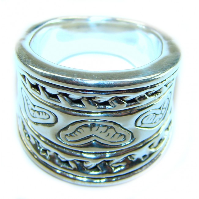 Large Bali made .925 Sterling Silver handcrafted Ring s. 8