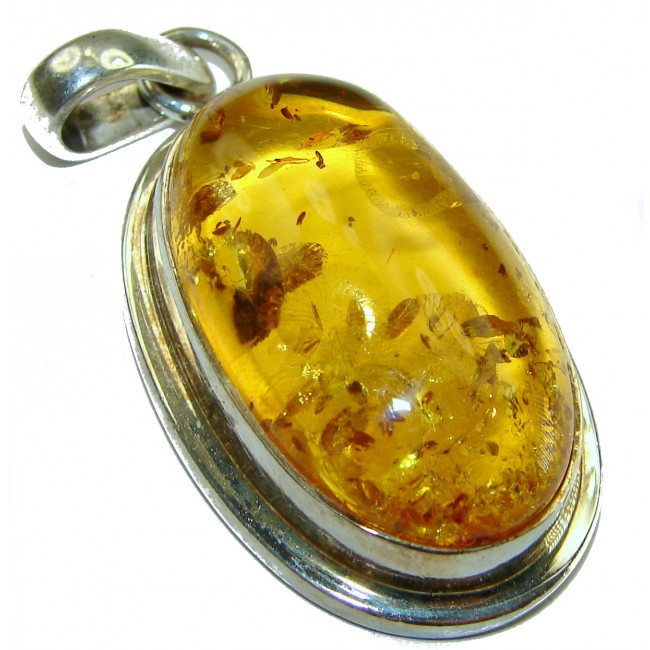 Vintage Beauty authentic Baltic Amber .925 Sterling Silver handcrafted pendant