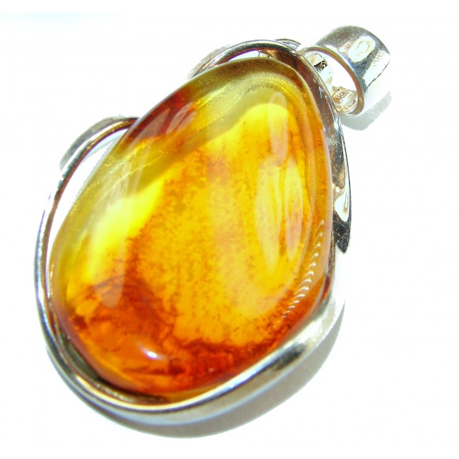 Vintage Beauty authentic Baltic Amber .925 Sterling Silver handcrafted pendant