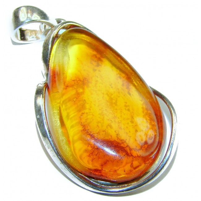 Vintage Beauty authentic Baltic Amber .925 Sterling Silver handcrafted pendant