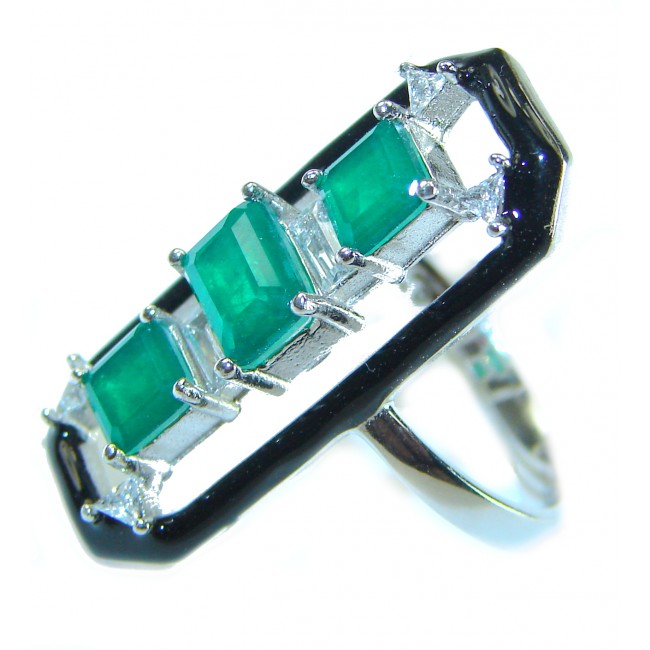 Art Decor quality unique Emerald .925 Sterling Silver handcrafted Ring size 8