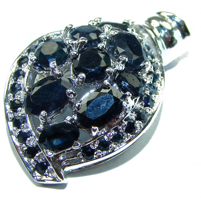 Striking Beauty genuine Sapphire .925 Sterling Silver handmade Pendant