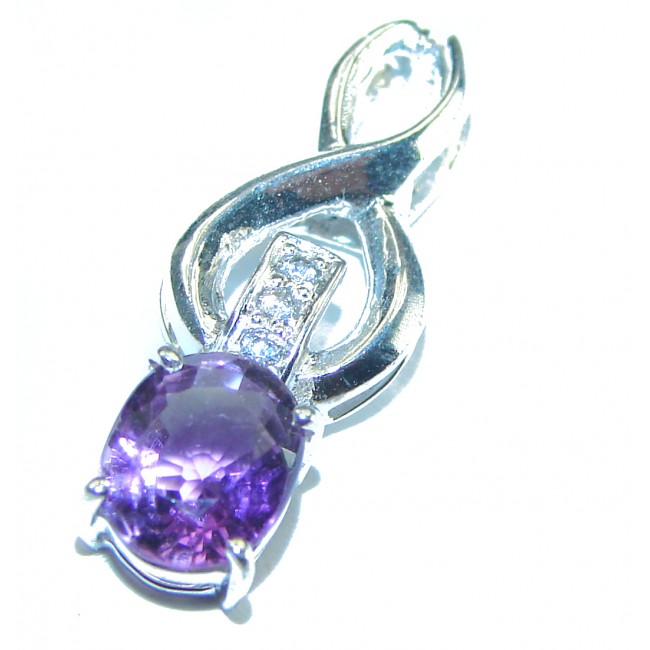 Best quality Genuine Amethyst .925 Sterling Silver handcrafted pendant