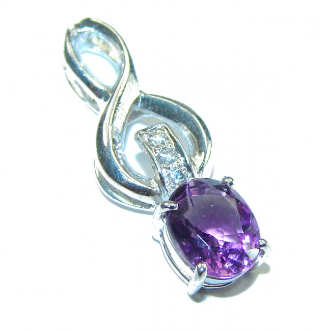 Best quality Genuine Amethyst .925 Sterling Silver handcrafted pendant