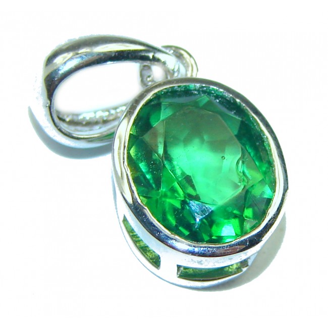 Authentic Chrome Diopside .925 Sterling Silver handcrafted Pendant