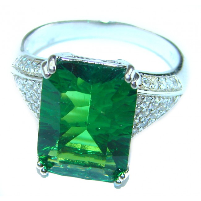 10.5 carat Colombian Emerald .925 Sterling Silver handmade Ring size 8