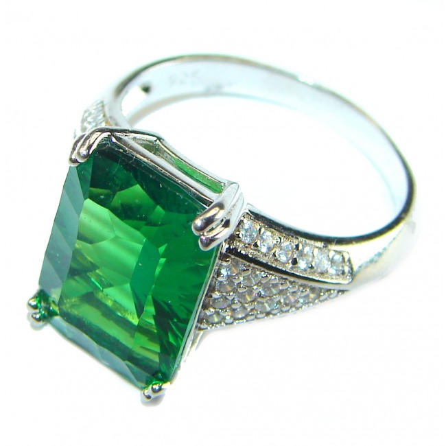 10.5 carat Colombian Emerald .925 Sterling Silver handmade Ring size 8