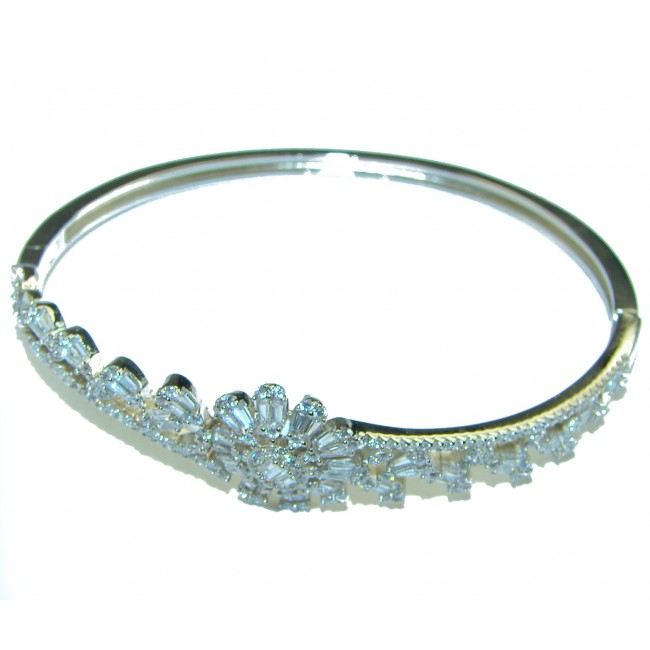 Glorious Natural White Topaz 925 Sterling Silver Bangle bracelet