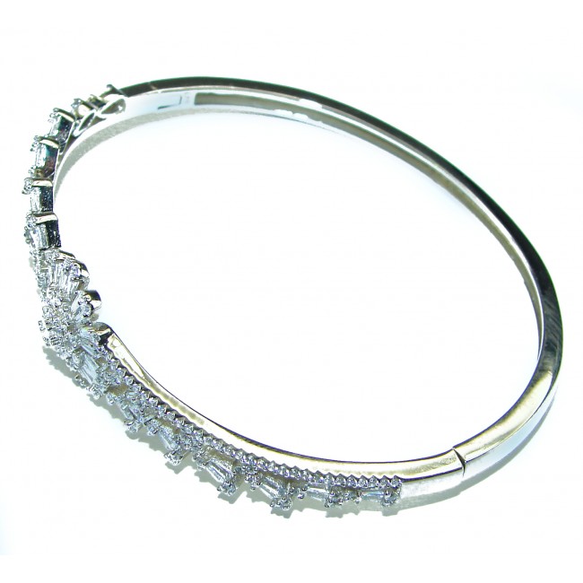 Glorious Natural White Topaz 925 Sterling Silver Bangle bracelet